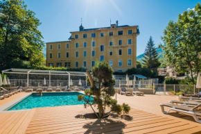 Гостиница Savoy Hôtel  Брид-Ле-Бен